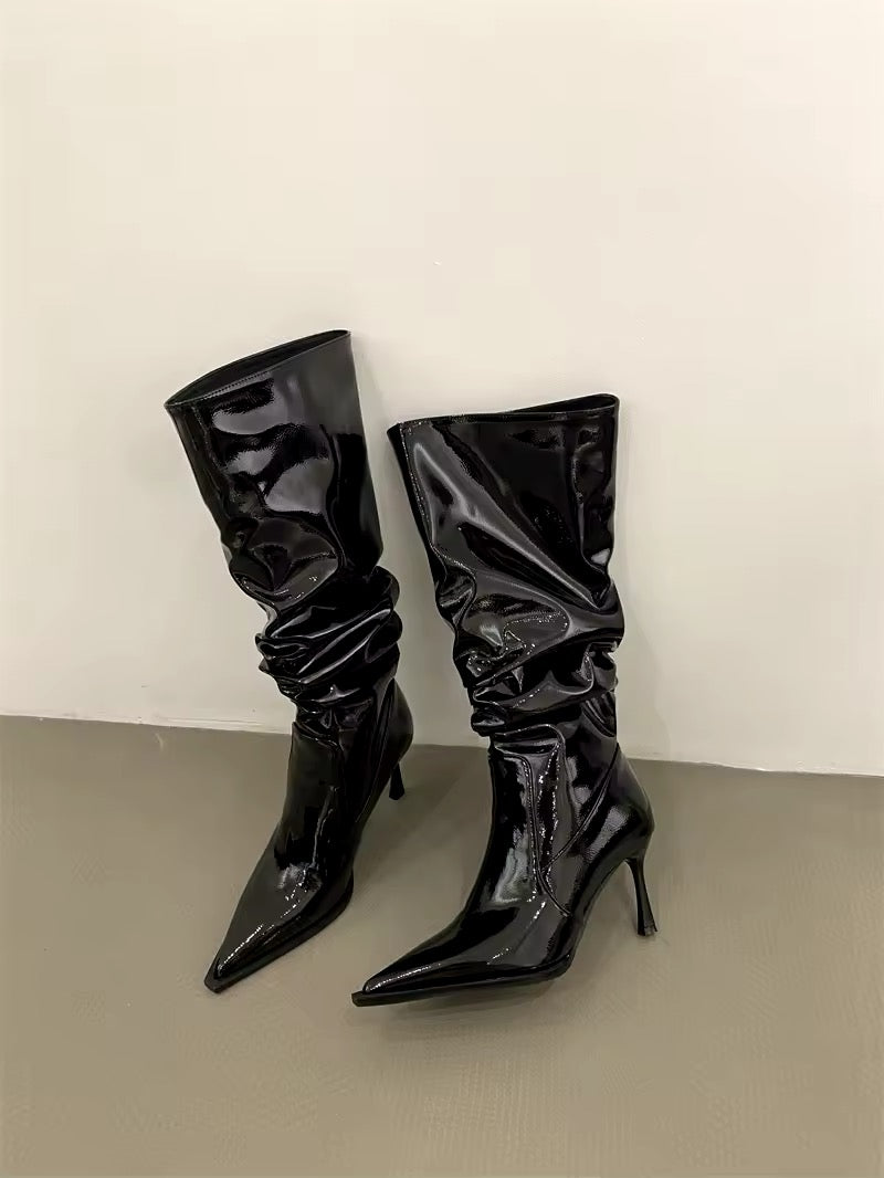 Hohe Stiefel