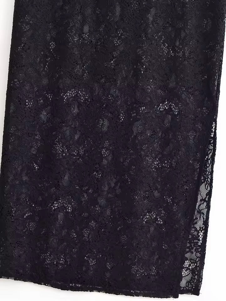 Trägerkleid mit Seitenschlitz