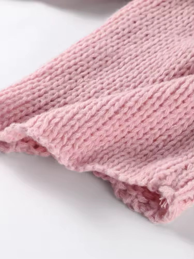 Gestrickter Schnürpullover