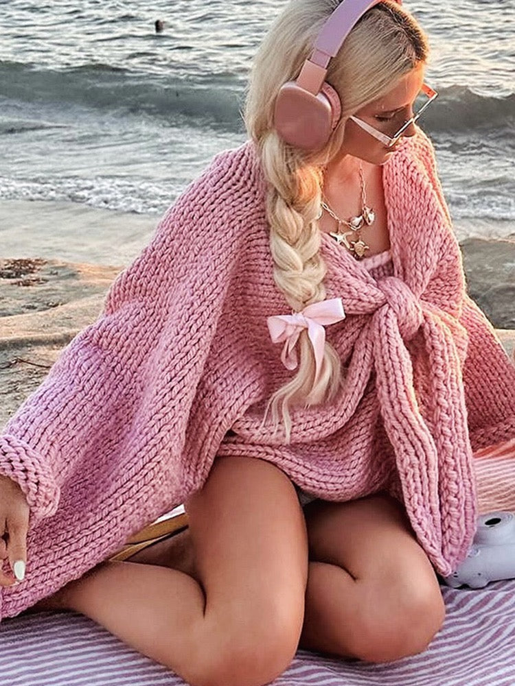 Gestrickter Schnürpullover