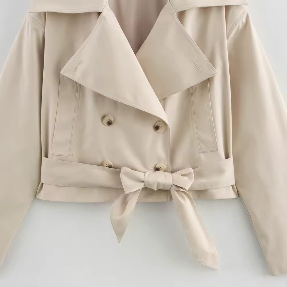 Kurzer Trenchcoat