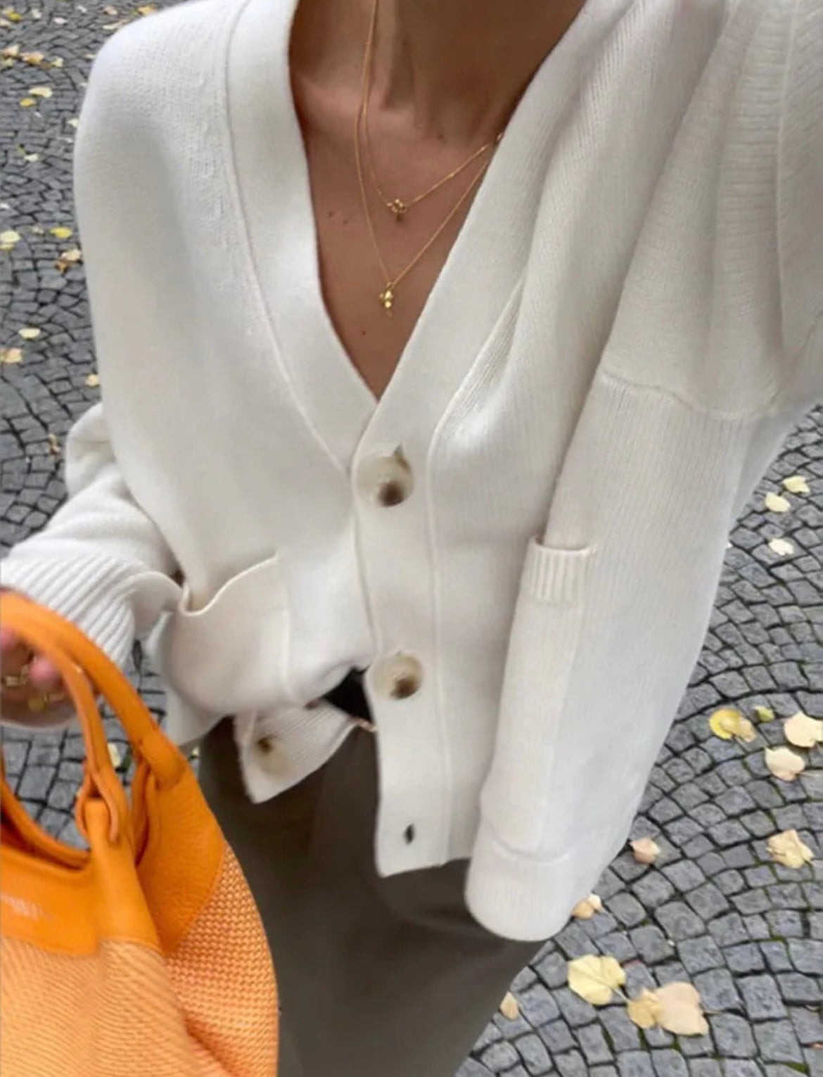 V-Ausschnitt Strickjacke
