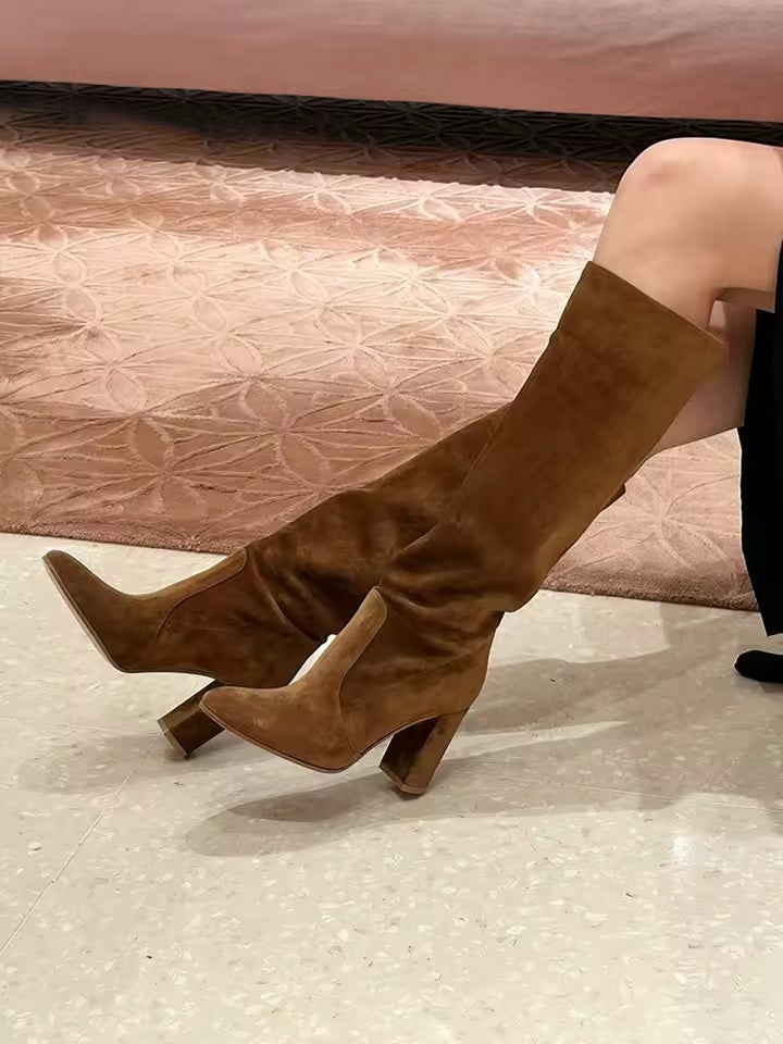 Kniehohe Stiefel
