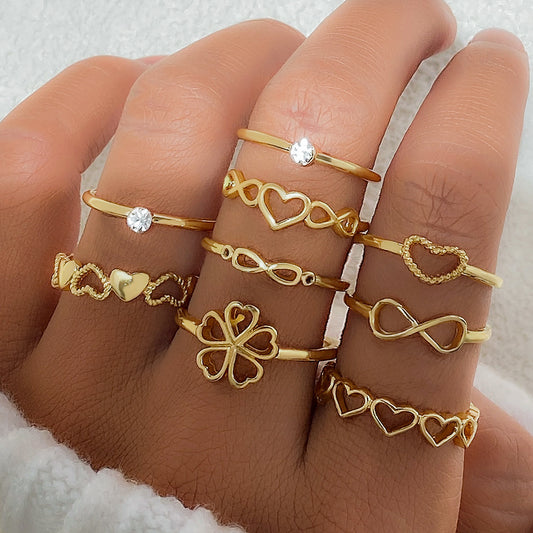 9-teiliges Set Goldfarbene Herzringe – Vintage Geometrische und Schmetterlings-Designs für Damen