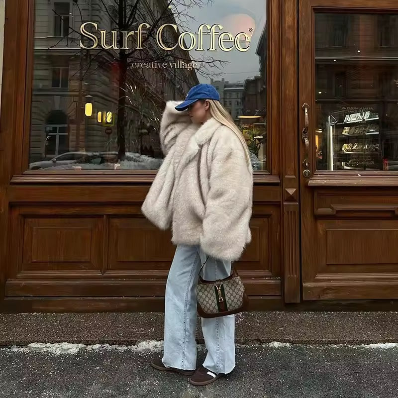 Oversize Faux Pelzmantel