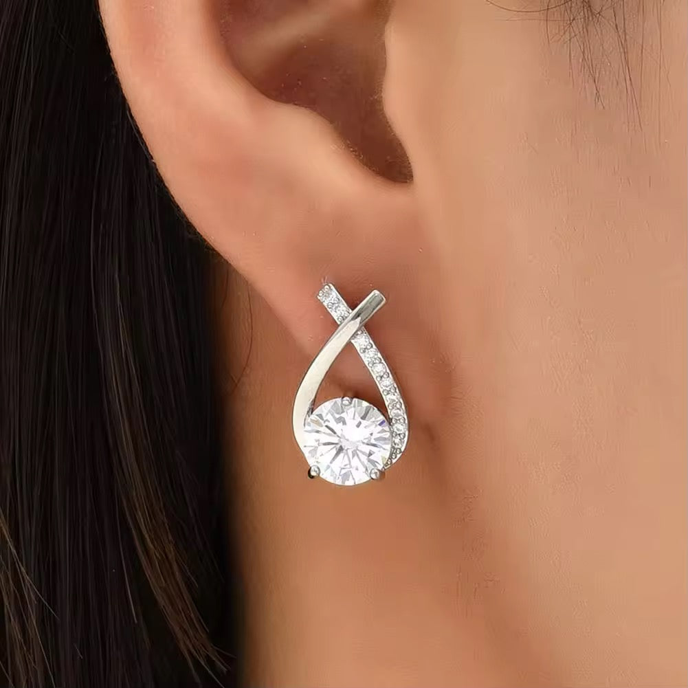 Elegante Kreuz Stud Ohrringe für Damen – Koreanischer Stil mit Kristallen und Fischschwanz-Design