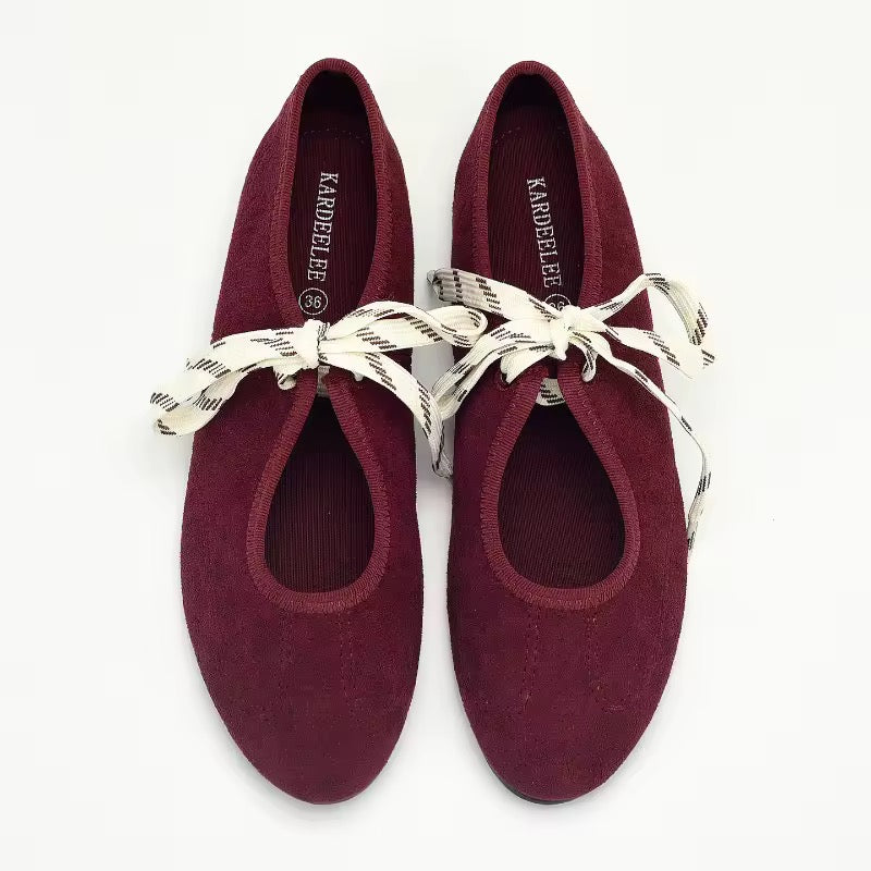 Schnürschuhe