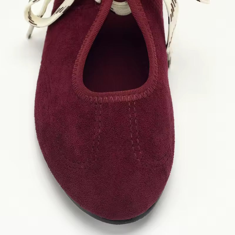 Schnürschuhe