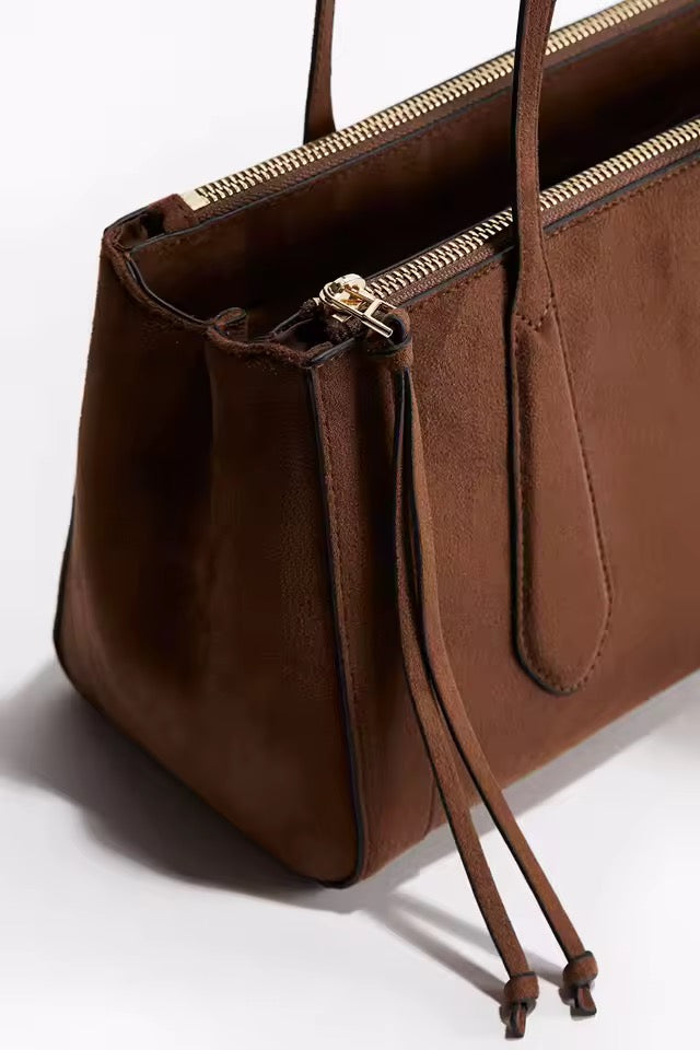 Handtasche aus Wildleder
