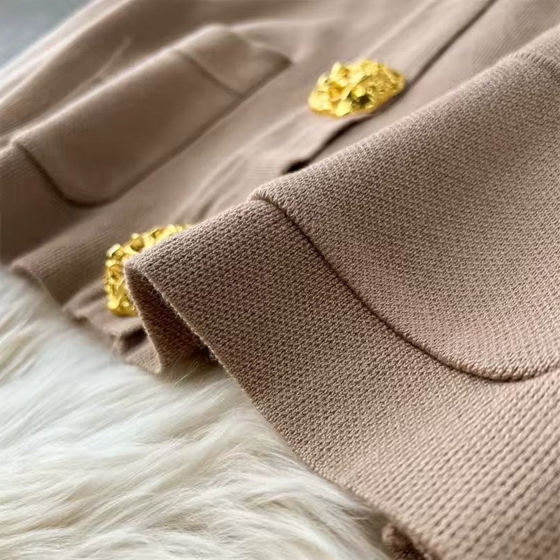 Einreihige Goldknopf V-Ausschnitt Strickjacke