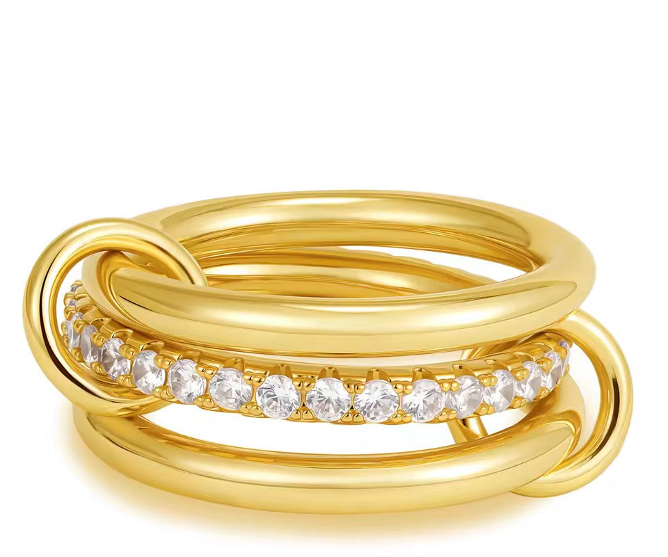 Vergoldete Ringe